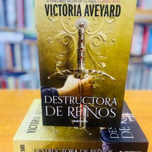 Libro Destructora de Reinos. Victoria Aveyard